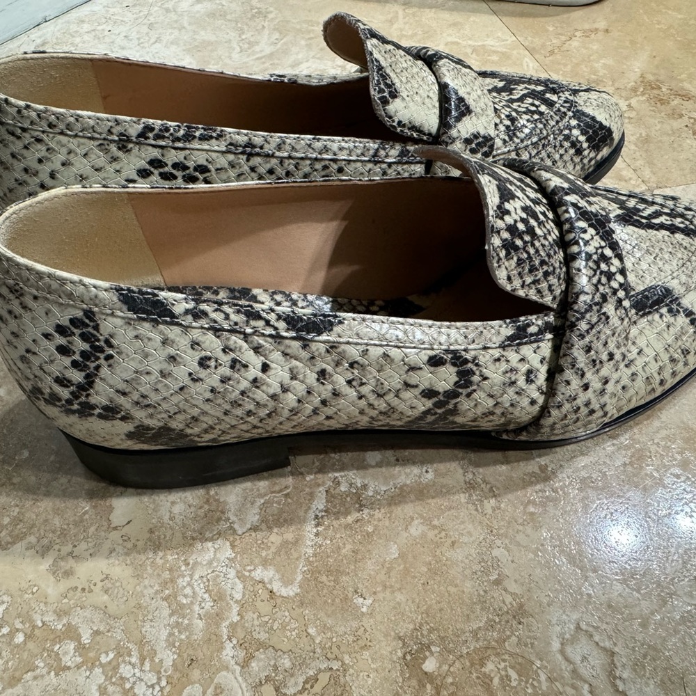 Schutz Romina Loafers Snakeskin embossed size 6 - Picture 2 of 6